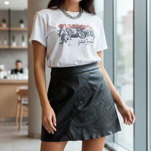 53. SHEIN Faux Leather Mini Skirt – Women’s Size XL – Pre-Owned Excellent